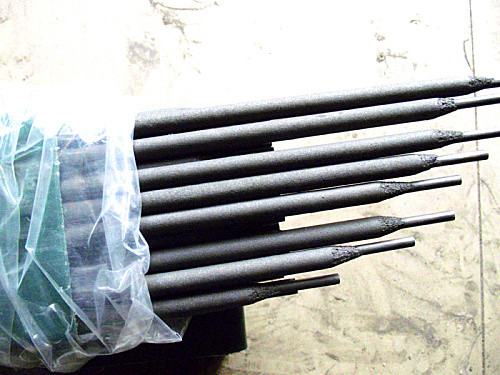 堆焊对滚D808碳化钨耐磨焊条
