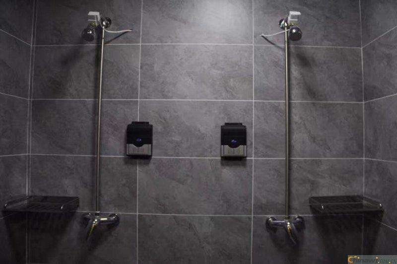 洗澡刷卡机智能卡浴室水控机,IC卡浴室水控机