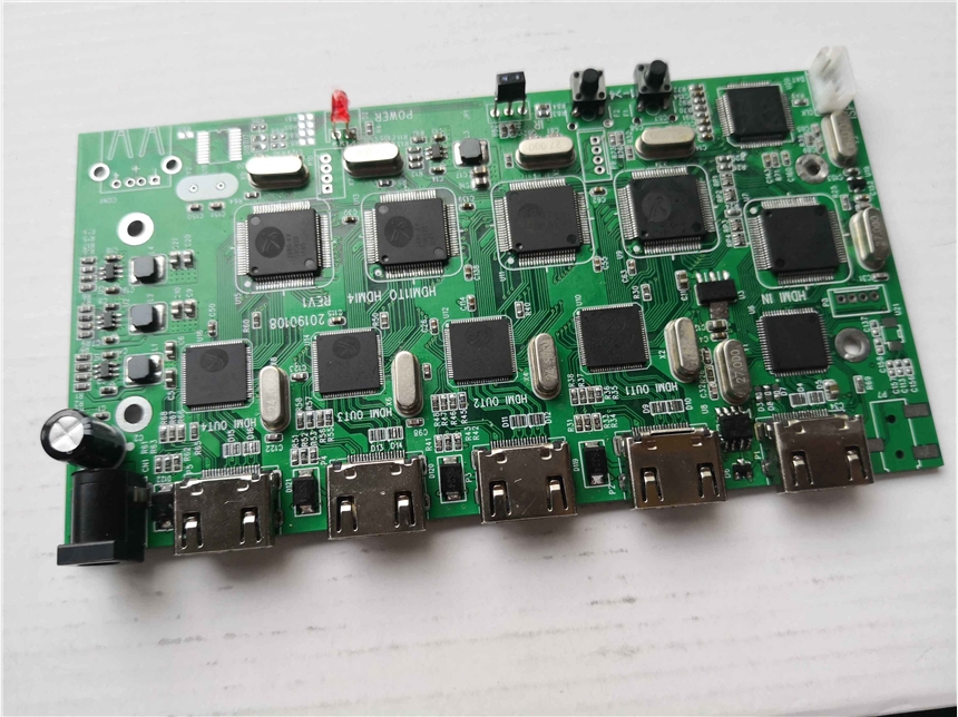 芯视音最新推出支持一进四出的HDMI拼接器方案