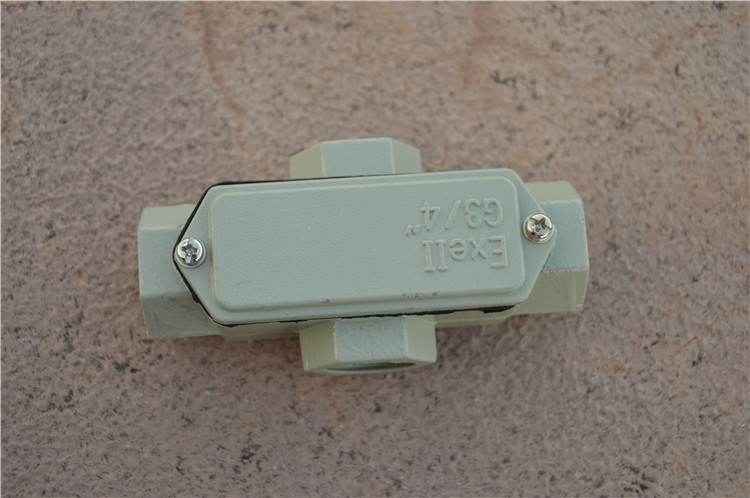 BHC-G3/4-C防爆四通穿线盒 压铸铝防爆穿线盒