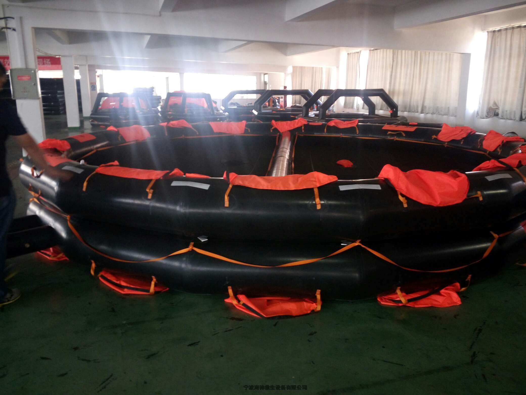 宁波海神AOR-152人两面可用开敞式气胀救生筏提供CCS船检证书的救生筏