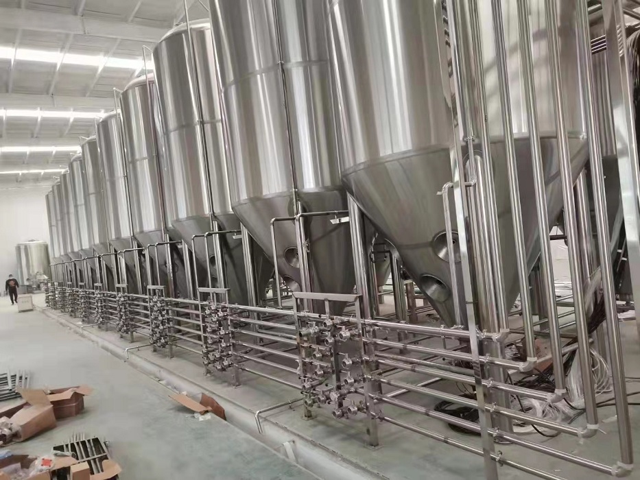 供应5吨精酿啤酒厂啤酒设备 大型啤酒设备厂家 啤酒生产设备